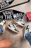 TÊNIS VANS HYLANE  BRANCO E VERDE
