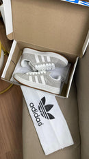TÊNIS ADIDAS CINZA E BRANCO