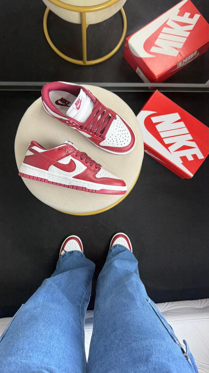 DUNK LINHA LUXO BÔRDO