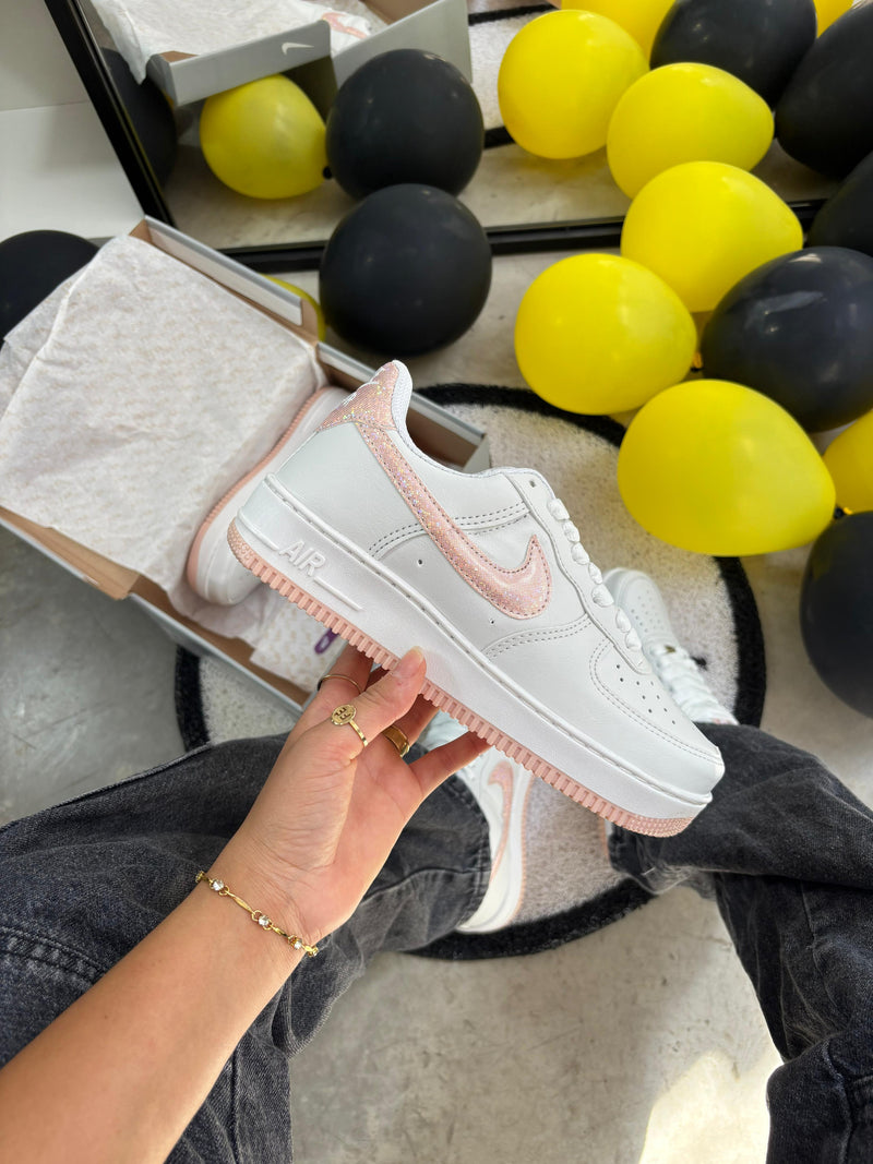 TÊNIS AIR FORCE LINHA LUXO BRANCO E ROSA