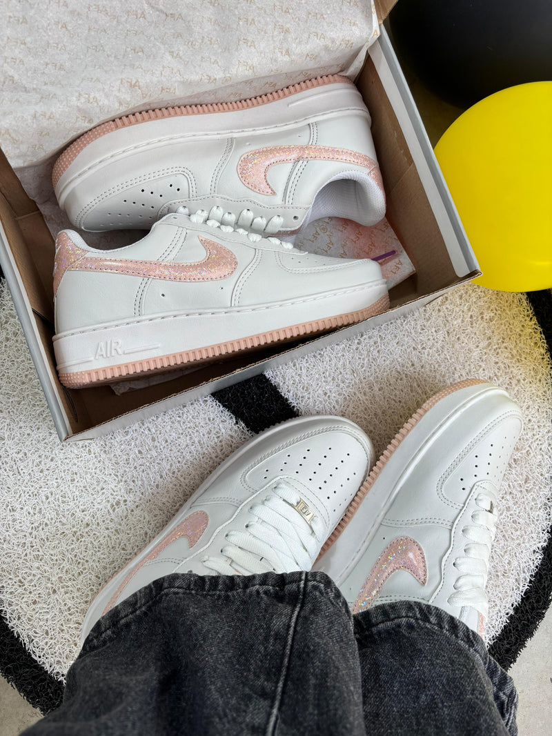 TÊNIS AIR FORCE LINHA LUXO BRANCO E ROSA