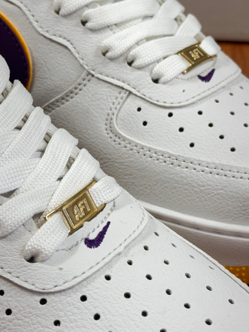 TÊNIS NIKE AIR FORCE LAKERS UVA