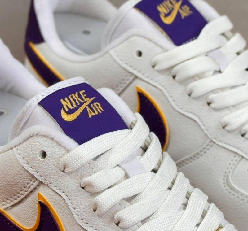 TÊNIS NIKE AIR FORCE LAKERS UVA