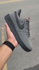 TÊNIS NIKE AIR FORCE ONE CHUMBO